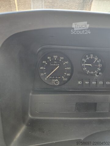 Autorulotă cu alcovă Ford Transit