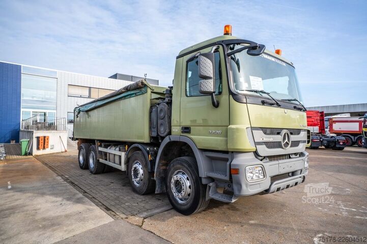 Camion de gunoi Mercedes-Benz ACTROS 3236 K - MP3