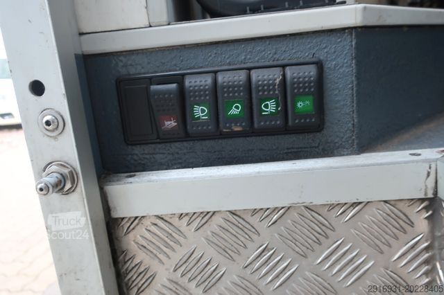 Πυροσβεστικό όχημα MERCEDES-BENZ Sprinter RTW 519CDI 1.Hand/ Navi / Fzg Nr: A79