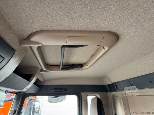 Вантажівка для напоїв MAN TGS 26.460 / LBW / LENKACHSE