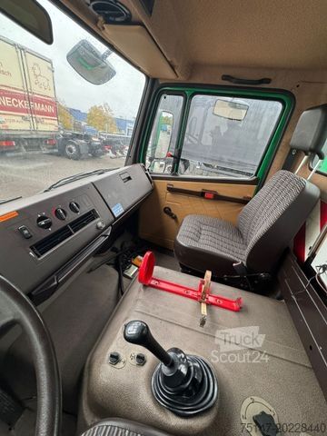 LKW mit Pritsche (offen) MERCEDES-BENZ 914 AK 4x4 Pritsche 5,20m AHK !!38 tkm!!