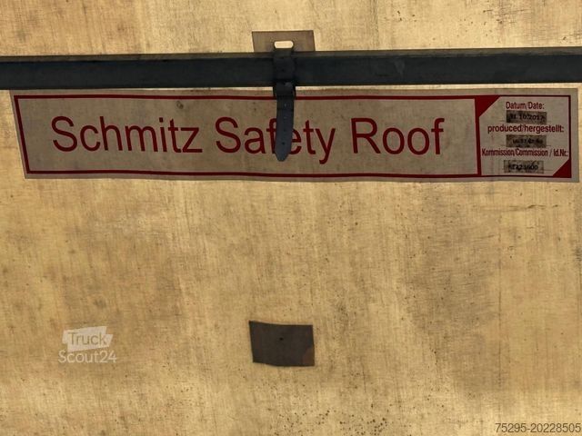 Semirremolque abierto con toldo SCHMITZ CARGOBULL SCB*S3T 3x Achs Safety Roof TOP Zustand