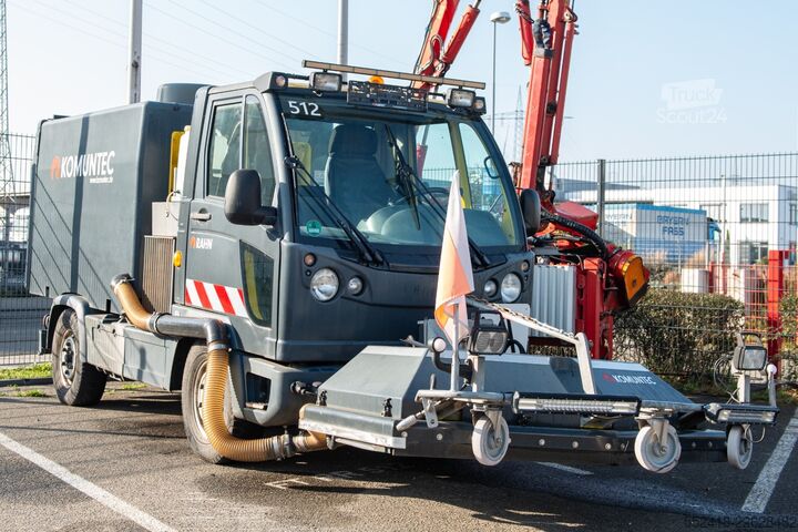 уборка улиц MULTICAR M 30