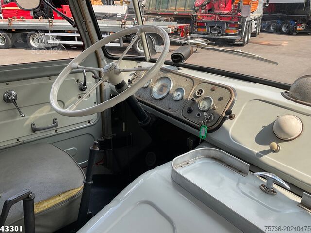 Vehicul de recuperare DAF T1300 ''Kikker'' Bergingswagen