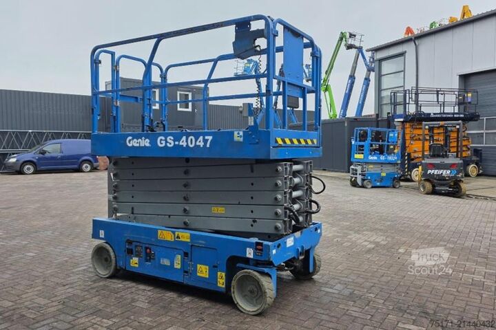 Scissor lift Genie GS4047 Electric, 14m Working Height, 350kg Capacit