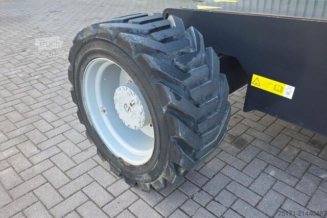 Teleskopická plošina Genie S85XC Valid inspection, *Guarantee! Diesel, 4x4 Dr