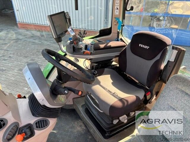 Tractor Fendt 718 VARIO S4 Profi Plus