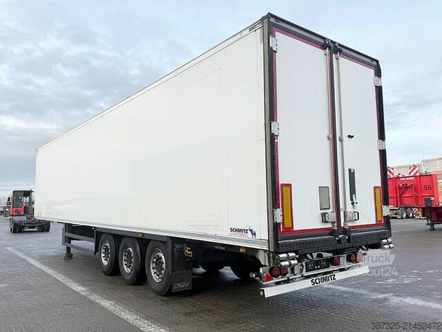 Gekoeld/bevroren transport Schmitz Refrigerated trailer / Kühlauflieger / Køletrailer