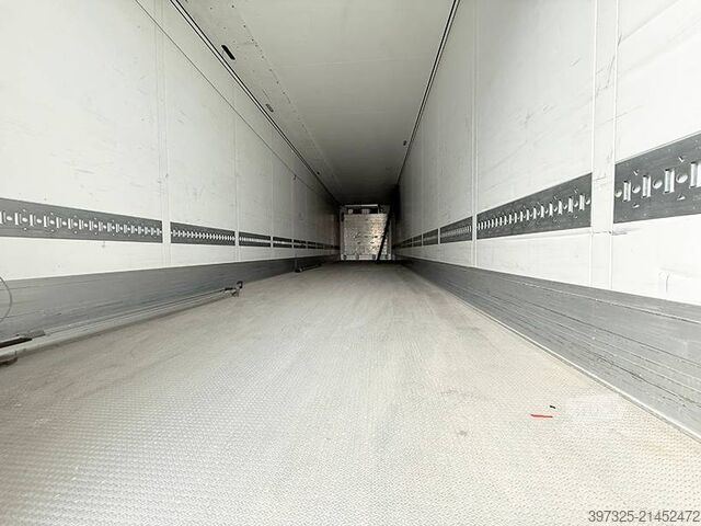 Gekoeld/bevroren transport Schmitz Refrigerated trailer / Kühlauflieger / Køletrailer