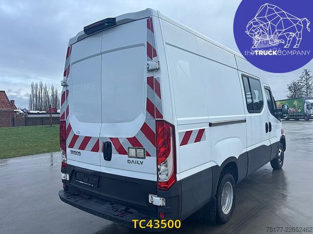  Iveco Daily 35C15V12 Double cab 7 places