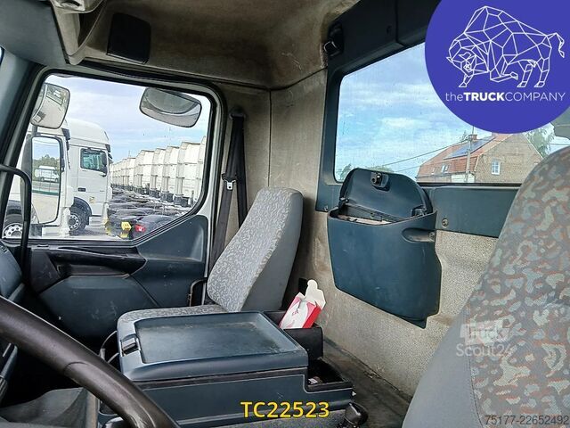 Benne Renault Premium 210