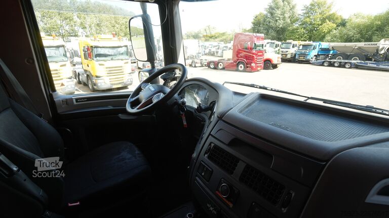 Standard-SZM DAF XF 450 tractor unit 502.000km