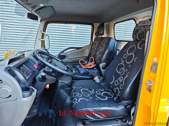 Plataforma elevadora Nissan Cabstar 35.12 NT400 GSR E179T