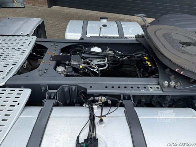 Standard-SZM DAF XF 480 SSC Super Space 2x tank LED 348.490KM! N...