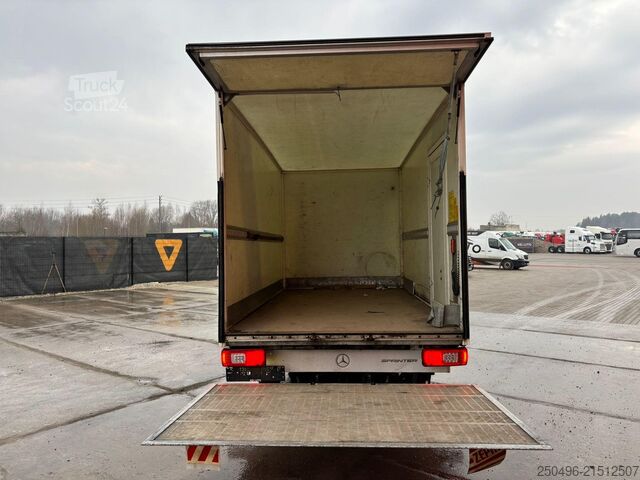 Slēgta kaste Mercedes-Benz Sprinter 316 BOX L=4273 mm