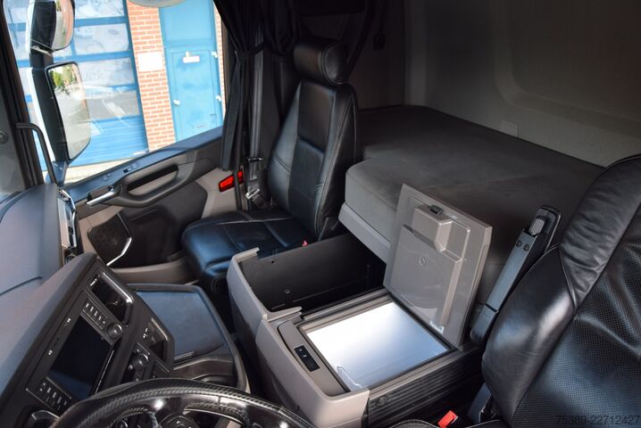 Стандартный седельный тягач Scania R500 S500 Highline Retarder Navi Leder ACC