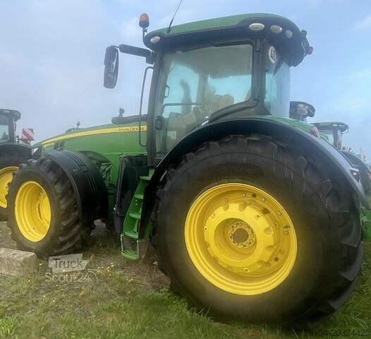 Трактор John Deere 8730 R e23