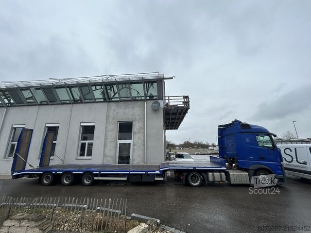 Actros Lowliner + porte-engins HRD, 252 000 km Mercedes-Benz Actros 1842