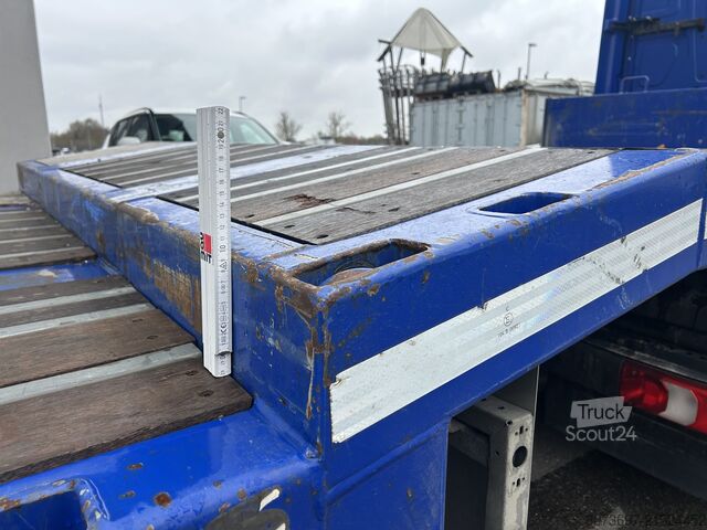 Actros Lowliner + porte-engins HRD, 252 000 km Mercedes-Benz Actros 1842