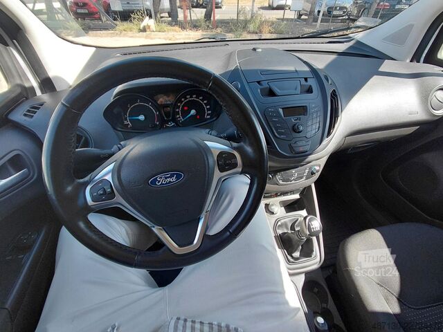 Фургон-панель FORD Transit Courier Trend