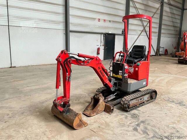 Miniexcavadora Bobcat E 08