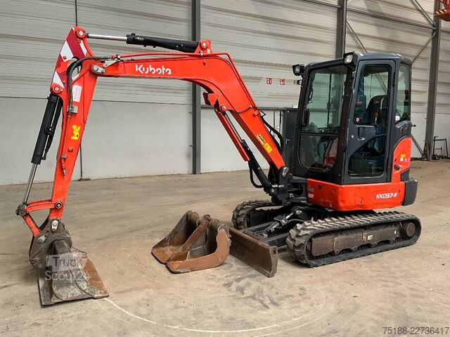 Miniexcavadora Kubota KX 037-4