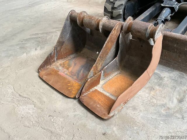 Miniexcavadora Kubota KX 037-4