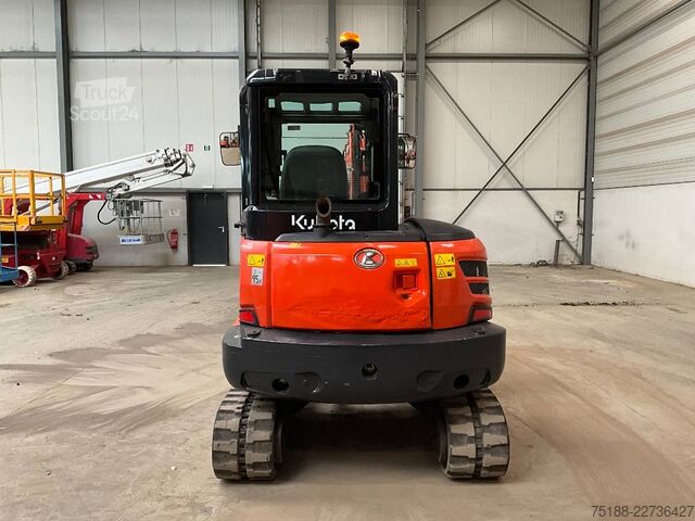 Miniexcavadora Kubota KX 042-4 A