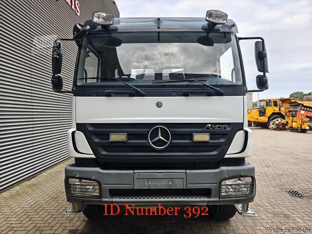 Piattaforma di sollevamento Mercedes-Benz Axor 1833 4x4 Vema 222 TE