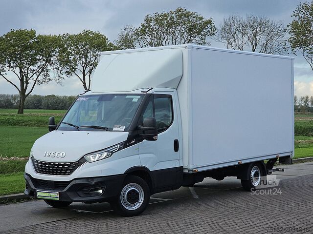 حقيبة سفر IVECO DAILY 35S18 3.0ltr ac aut. EUR6