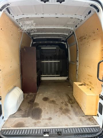 Fourgon surélevé RENAULT Master Kasten L2H2 Komfort Klima Tempomat PDC