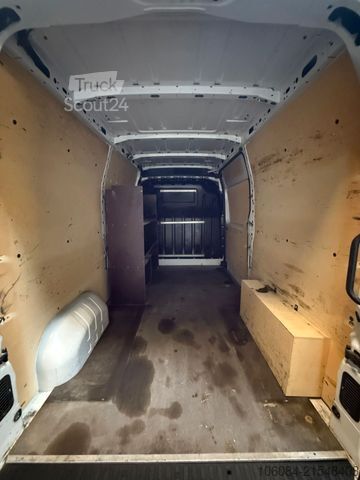 Fourgon surélevé RENAULT Master Kasten L2H2 Komfort Klima Tempomat PDC