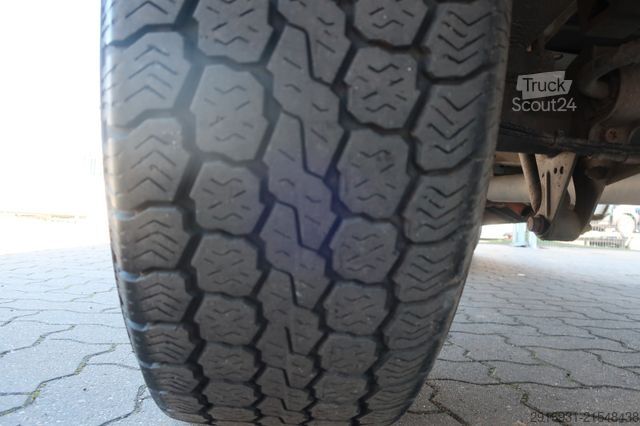 Pick-up bestelwagen MERCEDES-BENZ Nr. A47 Sprinter 316CDI Pritsche DoKa / Navi /