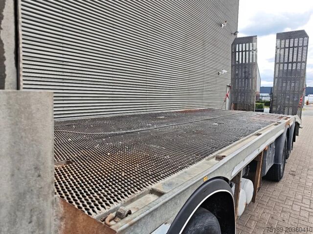 Autotransporter Renault Premium 470 8x2 Beko