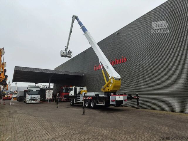 Hefplatform MAN TGA 26.430 6x4 Bronto Skylift S52XDT