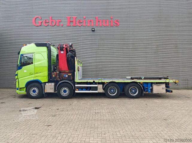Vrachtwagen met kraan Volvo FH 540 8x4 HMF 8520 K7 7 x Hydr. 4 x Mech!