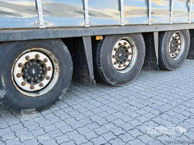 Open semitrailer with tarp Schmitz Cargobull Curtainsider Mega Getränke