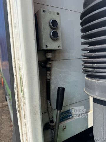 Camion de boissons MERCEDES-BENZ Actros 2532/LBW/Klima/Kamera/Lenk-Lift/d