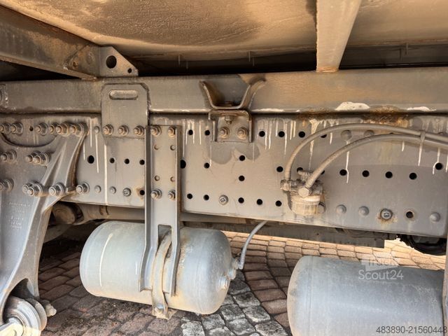 Camion de boissons MERCEDES-BENZ Actros 2532/LBW/Klima/Kamera/Lenk-Lift/d