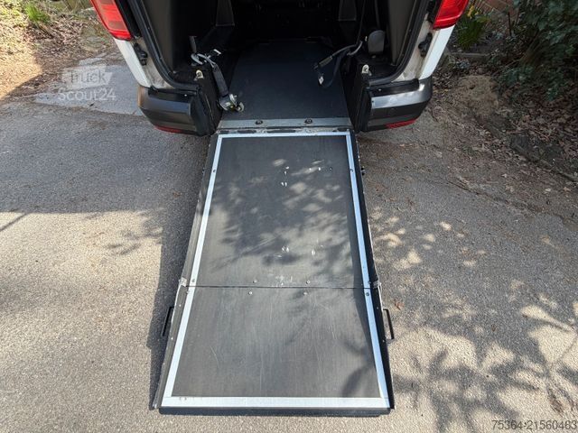 Minibus VW Caddy Maxi 1.4 TGI/CNG BlueMotion Rollstuhlrampe