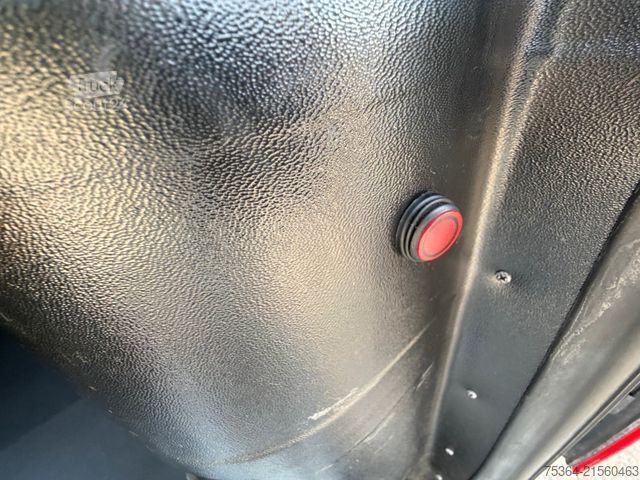 Minibus VW Caddy Maxi 1.4 TGI/CNG BlueMotion Rollstuhlrampe