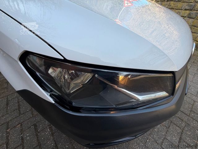 Minibus VW Caddy Maxi 1.4 TGI/CNG BlueMotion Rollstuhlrampe