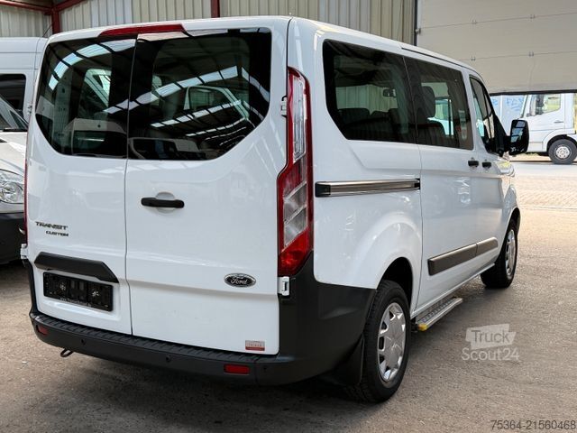Minibus FORD Transit Custom 2.0 TdCi L1H1 9Sitze Motor Defect