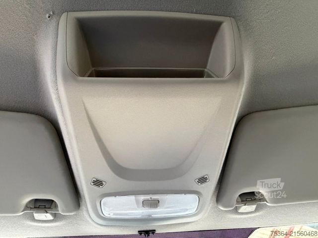 Minibus FORD Transit Custom 2.0 TdCi L1H1 9Sitze Motor Defect