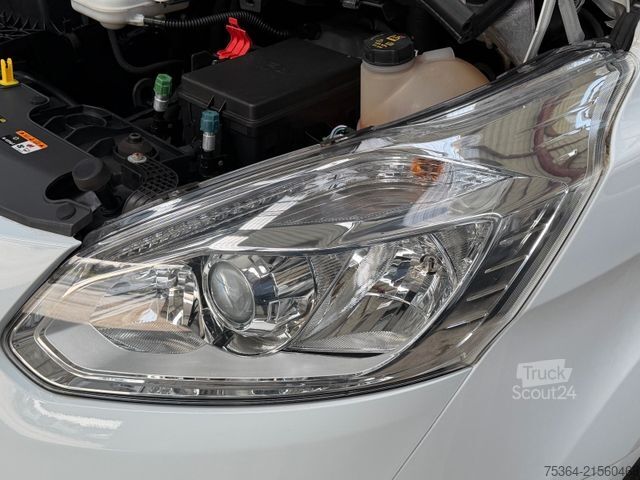 Minibus FORD Transit Custom 2.0 TdCi L1H1 9Sitze Motor Defect