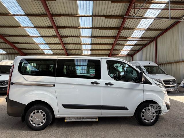 Minibus FORD Transit Custom 2.0 TdCi L1H1 9Sitze Motor Defect