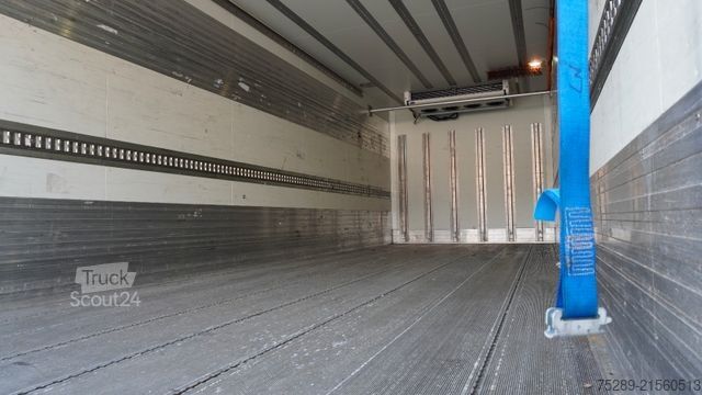 Рефрижераторний вантажівка VOLVO FM 450 Euro 6 Kühlkoffer Carrier LBW Lift