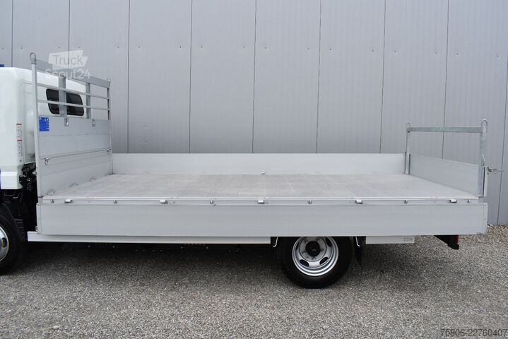 Pick-up kombi FUSO eCanter 4C15e 3Sitze Pritsche