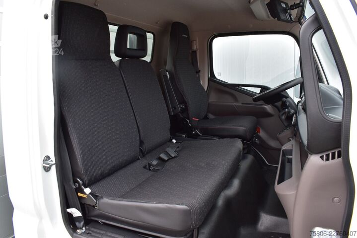 Pick-up kombi FUSO eCanter 4C15e 3Sitze Pritsche