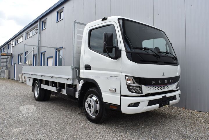 Pick-up kombi FUSO eCanter 4C15e 3Sitze Pritsche